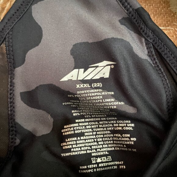 Woman's Sports bra - Picture 2 of 2